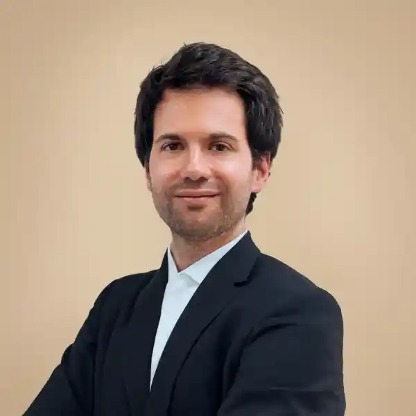 Imagen de Dr. Carlos Corrales Benítez 