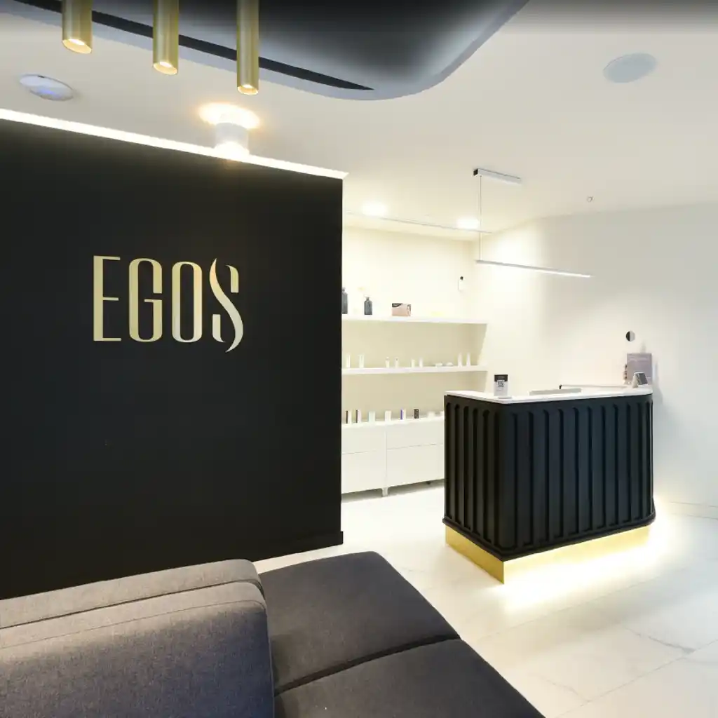 clinics.professionals-in Clínica de cirugía plástica en Hospitalet de Llobregat | Clínica EGOS