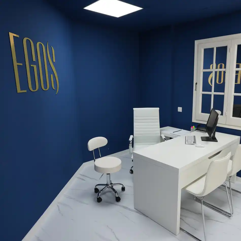 clinics.professionals-in Clínica de cirugía plástica en Tarragona | Clínica EGOS