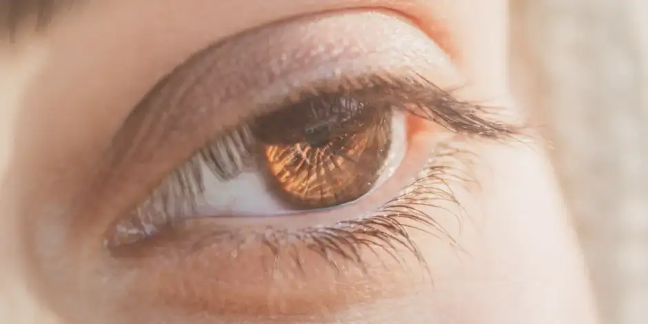 Tiempo de recuperación de una blefaroplastia: cuánto tarda y qué esperar