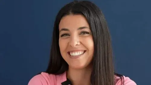 La influencer, Marta de Lola, confía en EGOS para hacerse una liposucción