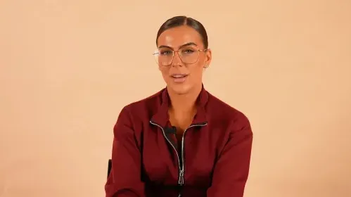 Erika confía de nuevo en EGOS para conseguir su glúteo ideal