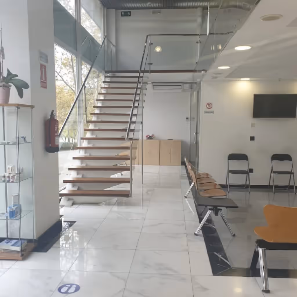 Nuestros profesionales están en Clínica de cirugía plástica en Granollers | Clínica EGOS