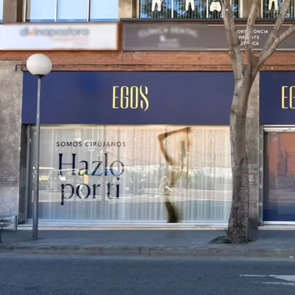 Nuestros profesionales están en Clínica de cirugía plástica en Badalona | Clínica EGOS